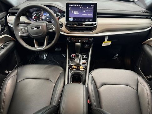 New 2026 Jeep Compass Limited image 13