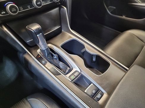 Used 2019 Honda Accord Sport image 26