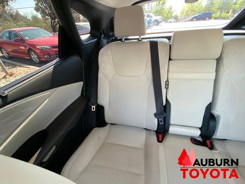 Used 2026 Lexus RX 450h AWD w/ Convenience Package image 21