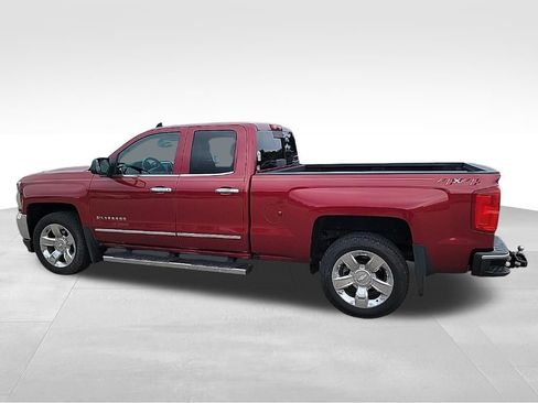 Used 2018 Chevrolet Silverado 1500 LTZ w/ Sport Package AWD/4WD image 11