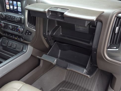 Used 2018 Chevrolet Silverado 1500 LTZ Z71 w/ LTZ Plus Package image 38