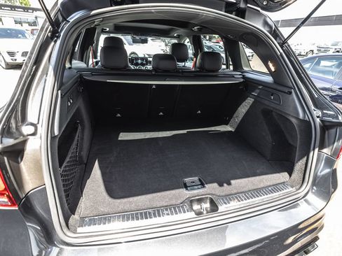 Used 2022 Mercedes-Benz GLC 43 AMG 4MATIC image 30