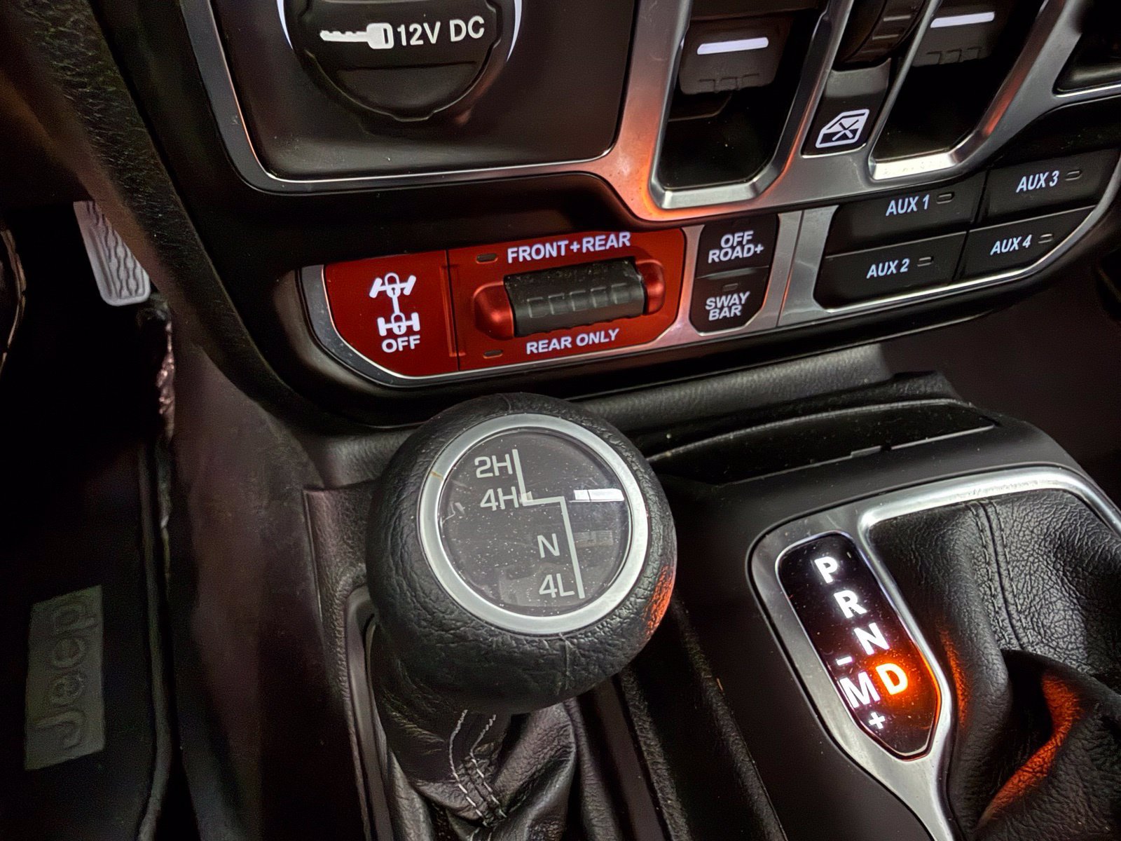 Used 2026 Jeep Wrangler Unlimited Rubicon AWD/4WD image 19