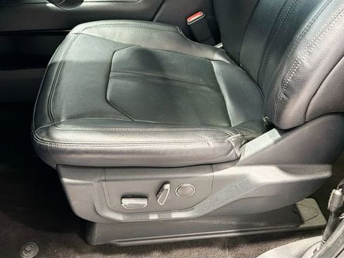 Used 2021 Ford Expedition Max Limited AWD/4WD image 19