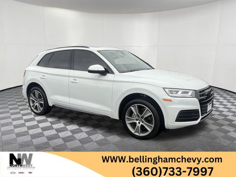 Used 2020 Audi Q5 2.0T Premium Plus w/ Premium Plus Package image 1