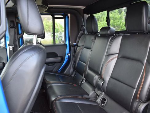 Used 2021 Jeep Gladiator Mojave AWD/4WD image 8