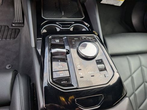 Certified 2025 BMW 530i 530i image 18