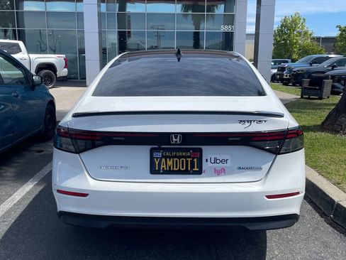 Used 2024 Honda Accord EX image 3