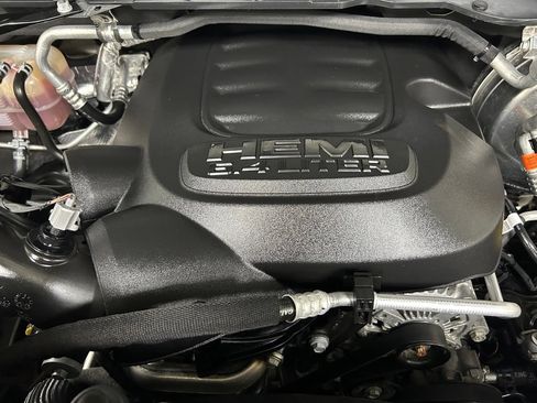 Used 2025 RAM 2500 Big Horn AWD/4WD image 10