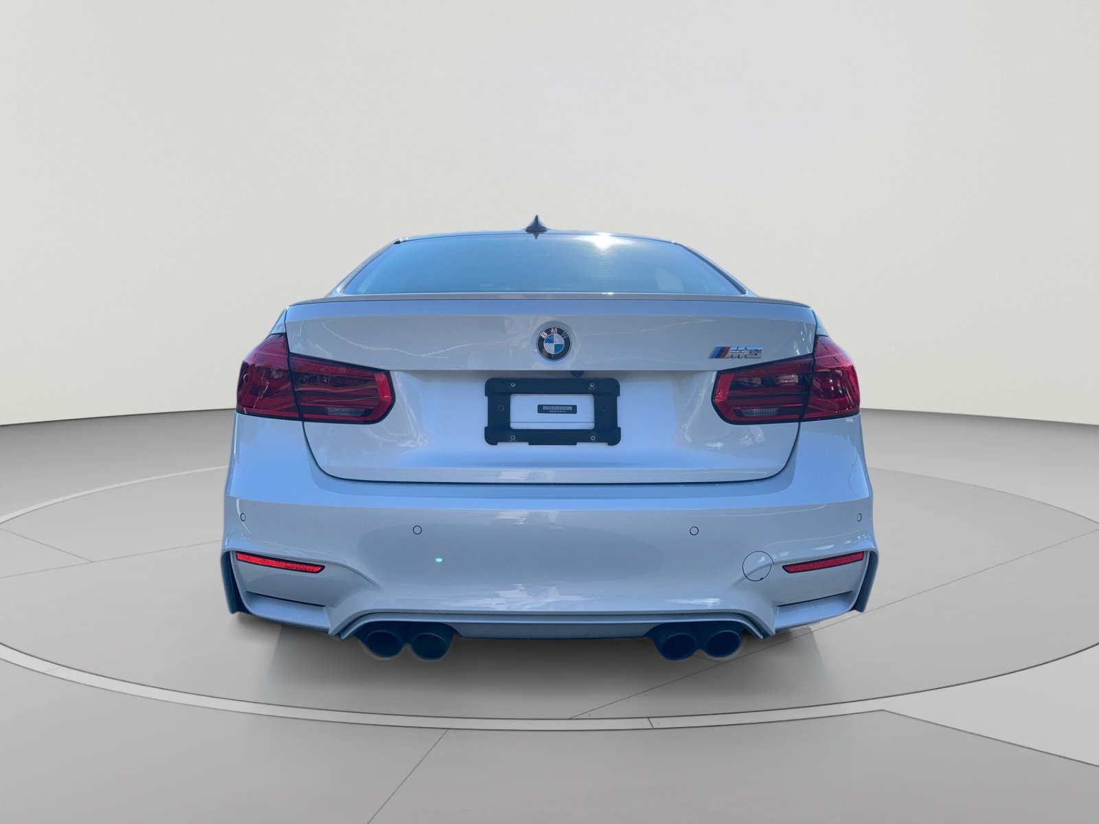 Used 2016 BMW M3 RWD image 26