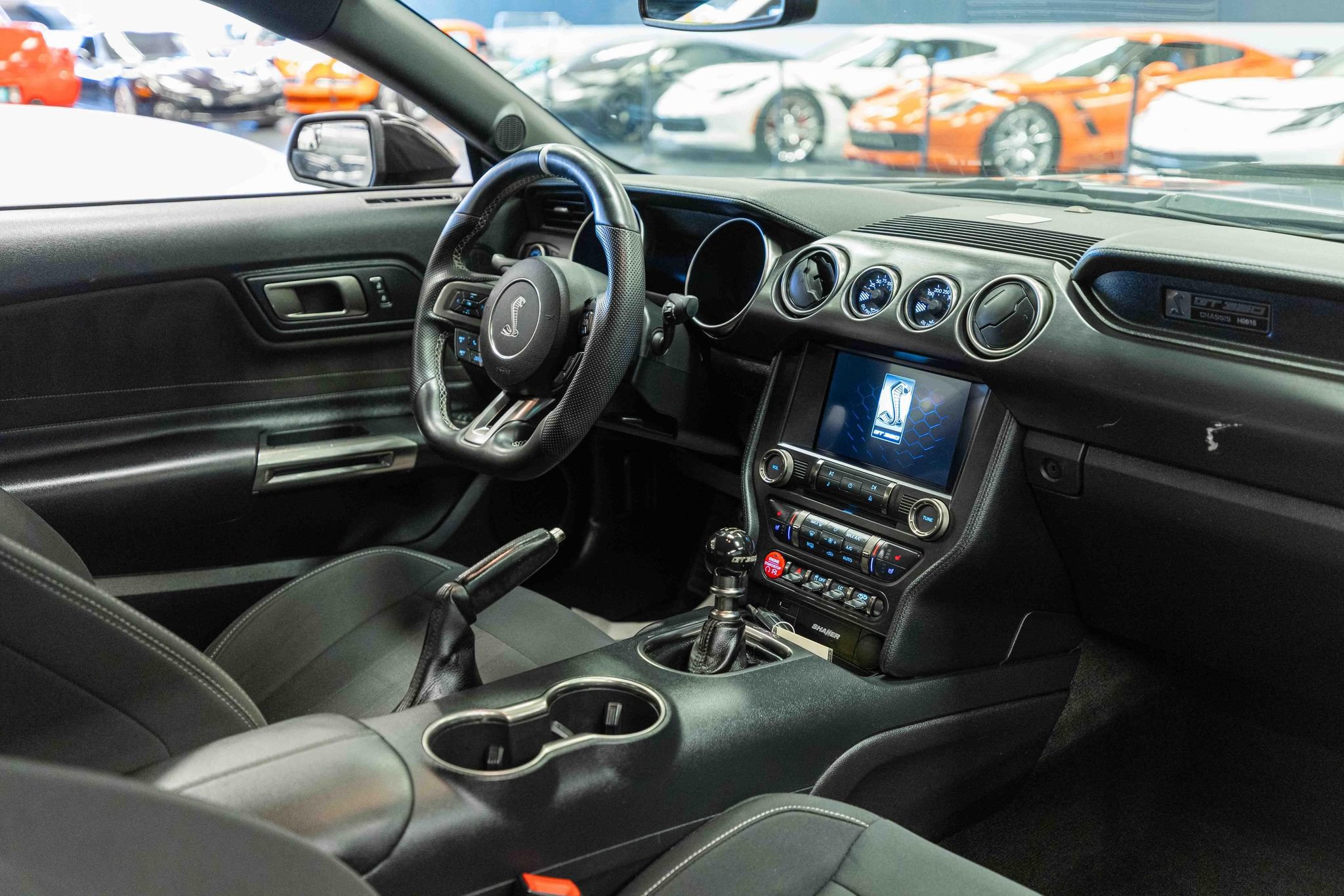 Used 2017 Ford Mustang Shelby GT350 RWD image 12