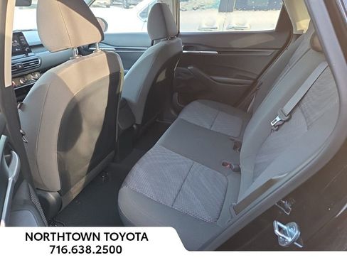 Used 2023 Kia Seltos LX image 10