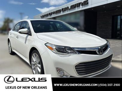 Used 2014 Toyota Avalon Limited w/ Technology Package