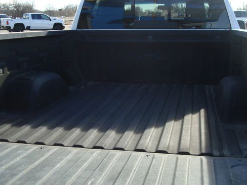 Used 2022 Chevrolet Silverado 1500 LTZ image 14