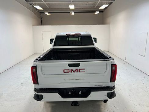 New 2026 GMC Sierra 2500 Denali w/ Denali Reserve Package AWD/4WD image 3