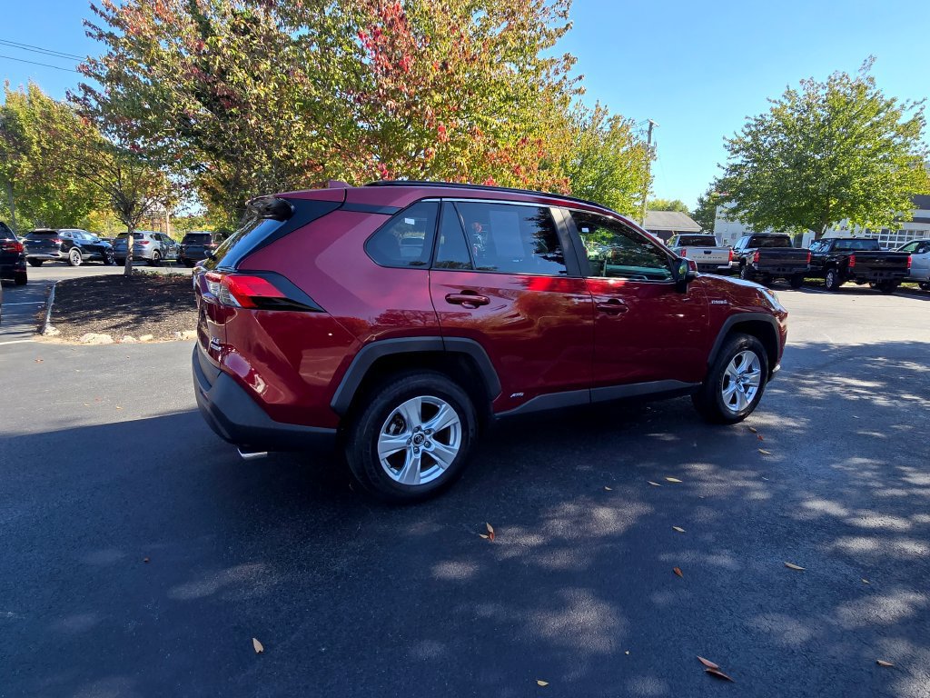 Certified 2019 Toyota RAV4 XLE w/ Convenience Package AWD/4WD image 9