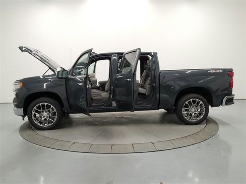 New 2026 Chevrolet Silverado 1500 LTZ w/ LTZ Convenience Package II image 12