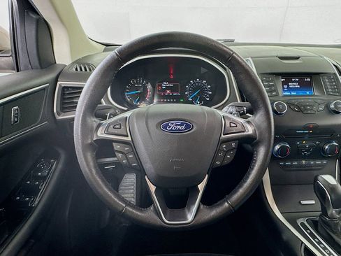Used 2018 Ford Edge SEL AWD/4WD image 11