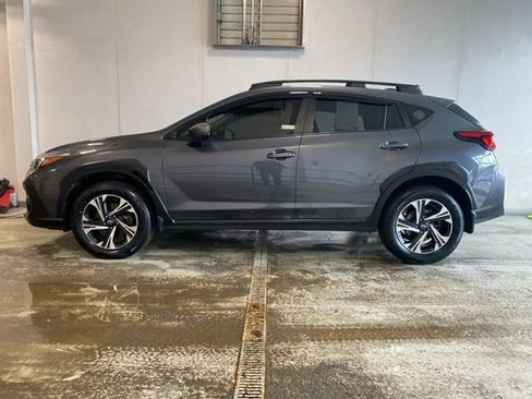 Used 2024 Subaru Crosstrek 2.0i Premium image 8