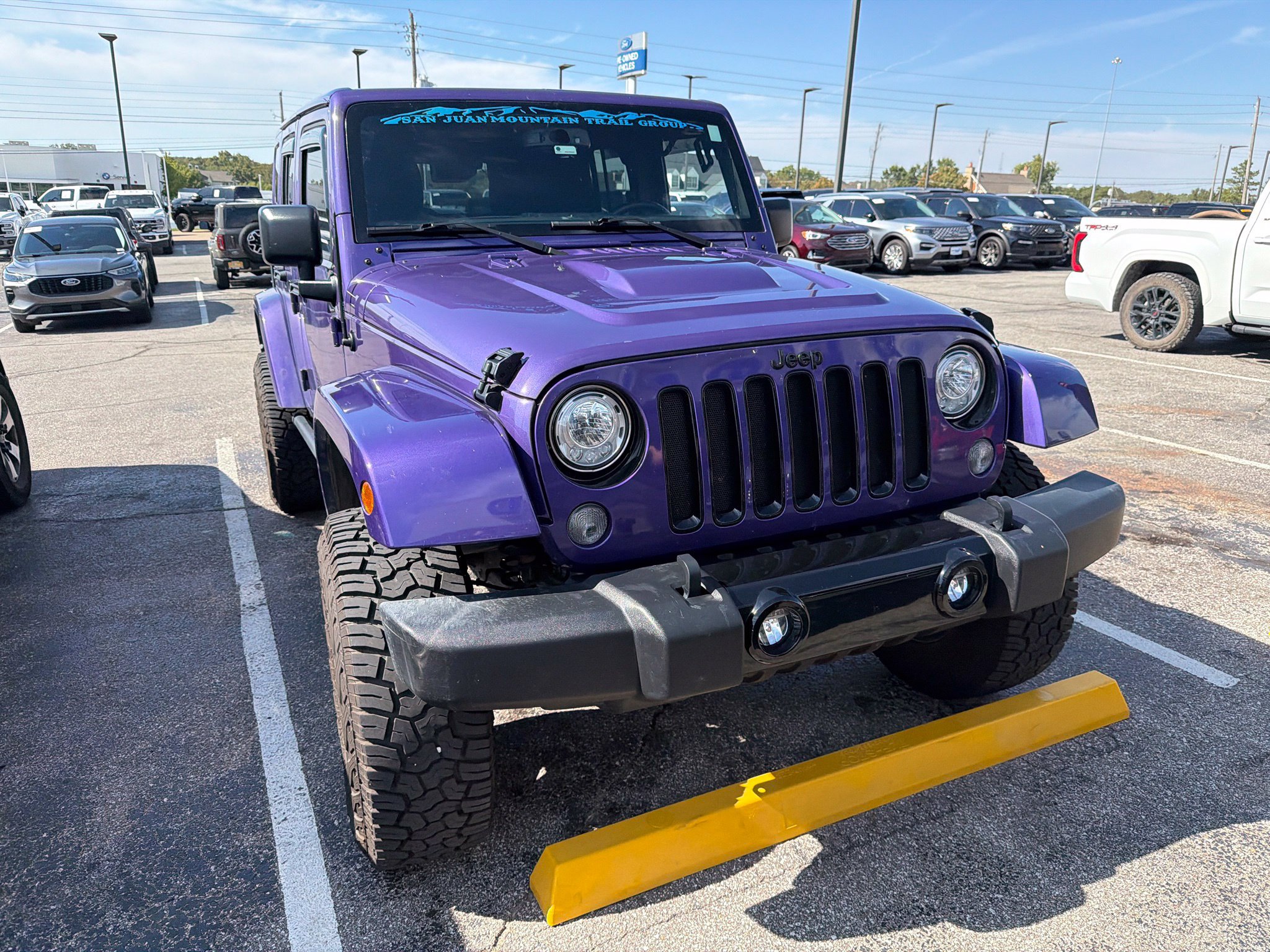 Used 2018 Jeep Wrangler Unlimited Sahara AWD/4WD image 2