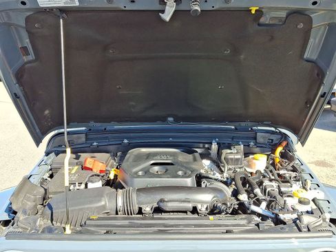 Used 2025 Jeep Wrangler Sahara w/ Safety Group image 34