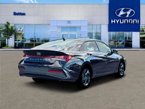 New 2026 Hyundai Elantra Sport FWD image 6