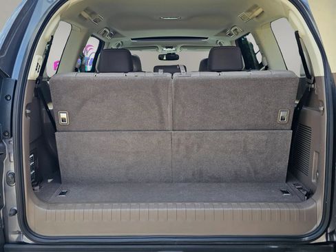 Used 2016 Lexus GX 460 Luxury AWD/4WD image 23