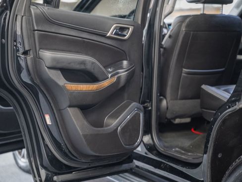 Used 2018 GMC Yukon Denali image 42