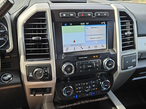 Used 2019 Ford F350 Lariat w/ Lariat Ultimate Package AWD/4WD image 21