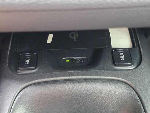 Used 2023 Toyota Corolla XSE FWD image 22