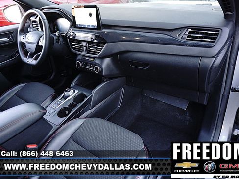 Used 2024 Ford Escape ST-Line image 8