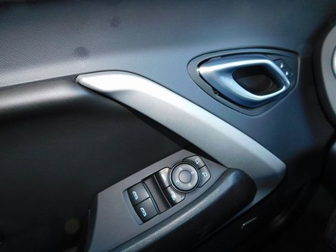 Used 2024 Chevrolet Camaro LT w/ RS Package image 29