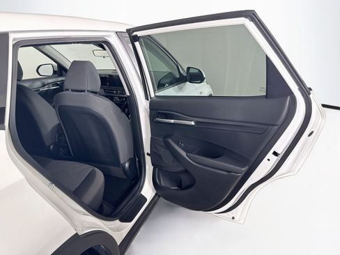 Used 2026 Kia Seltos LX FWD image 27