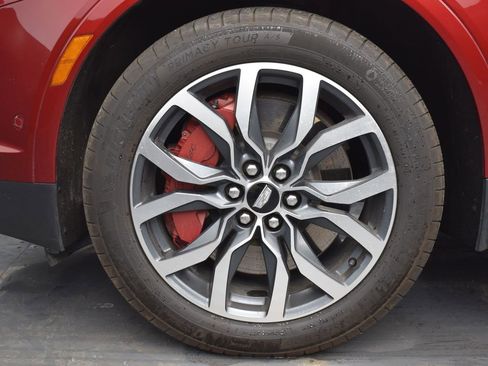 Certified 2023 Cadillac XT5 Sportv w/ Technology Package image 8