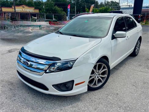 Used 2011 Ford Fusion SE w/ 201A Rapid Spec Order Code FWD image 2