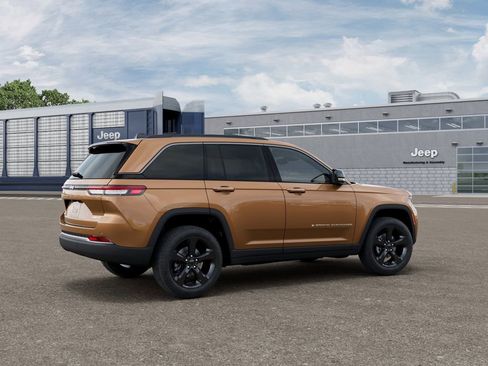 New 2026 Jeep Grand Cherokee Limited AWD/4WD image 4