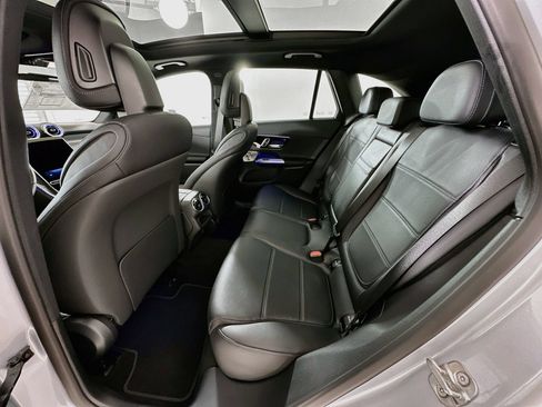 New 2026 Mercedes-Benz GLC 300 image 36