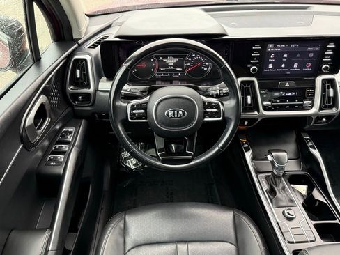 Used 2021 Kia Sorento S w/ Panoramic Sunroof Package FWD image 27