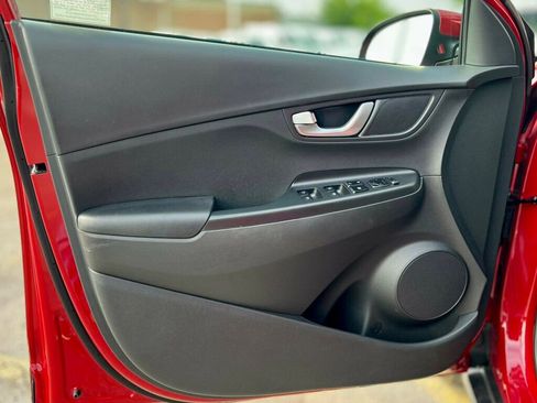 Used 2022 Hyundai Kona SEL w/ Convenience Package image 13