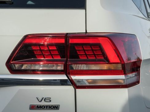 Used 2018 Volkswagen Atlas SEL Premium image 7