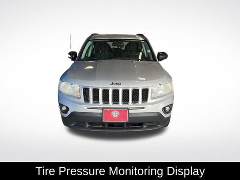 Used 2011 Jeep Compass Sport FWD image 13