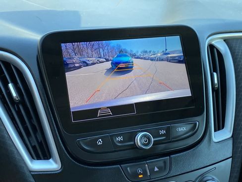 Used 2024 Chevrolet Malibu LT image 31