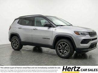 Used 2025 Jeep Compass Trailhawk video 1