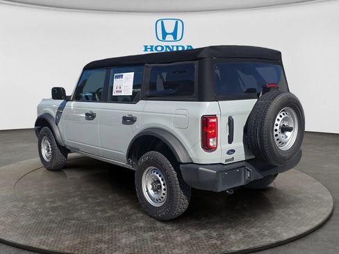 Used 2022 Ford Bronco 4-Door image 3