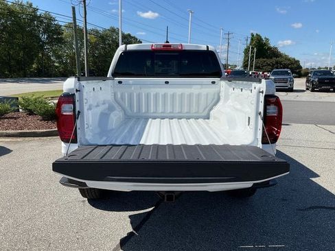 New 2026 GMC Canyon Elevation image 14