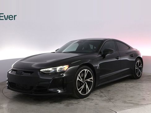 Used 2022 Audi e-tron GT Prestige AWD/4WD image 2