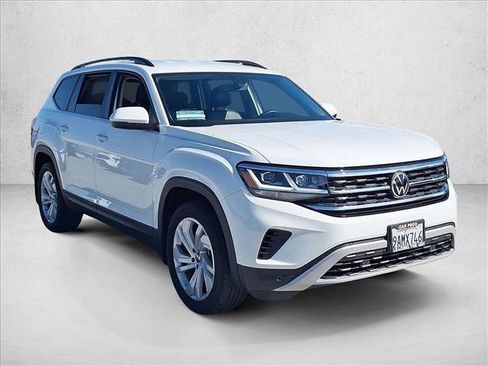 Used 2022 Volkswagen Atlas SE image 3