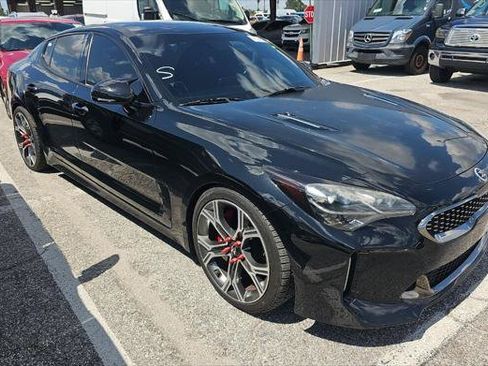 Used 2018 Kia Stinger GT1 RWD image 4