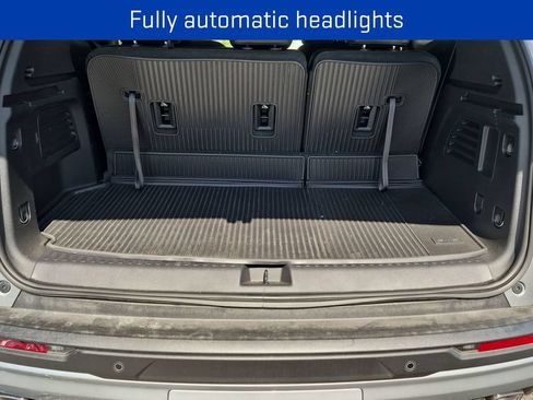 Certified 2026 GMC Acadia Elevation w/ Elevation Premium Package AWD/4WD image 23