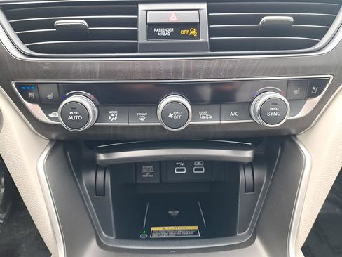 Used 2022 Honda Accord Touring image 21